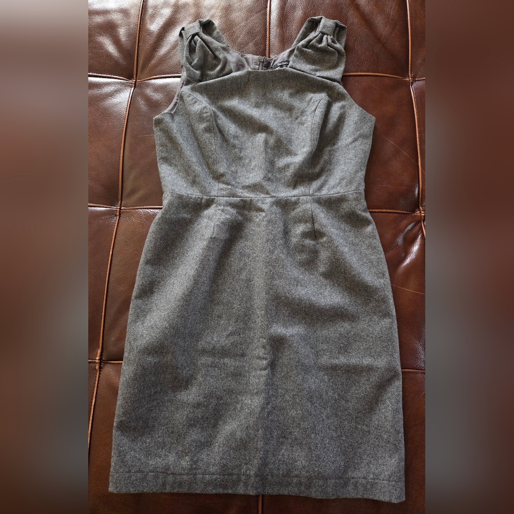 Monteau Sleeveless Gray Bow Sheath Dress Size Medium - Picture 2 of 16